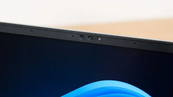 AERO X16のWebカメラの写真
