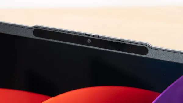 IdeaPad Slim 5 Gen 10 (14型 AMD)のWebカメラの写真